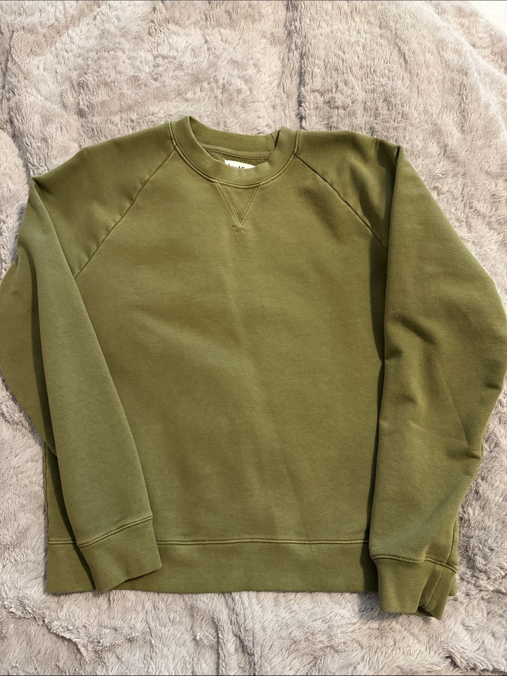 Women’s Brooklinen sweatshirt large
